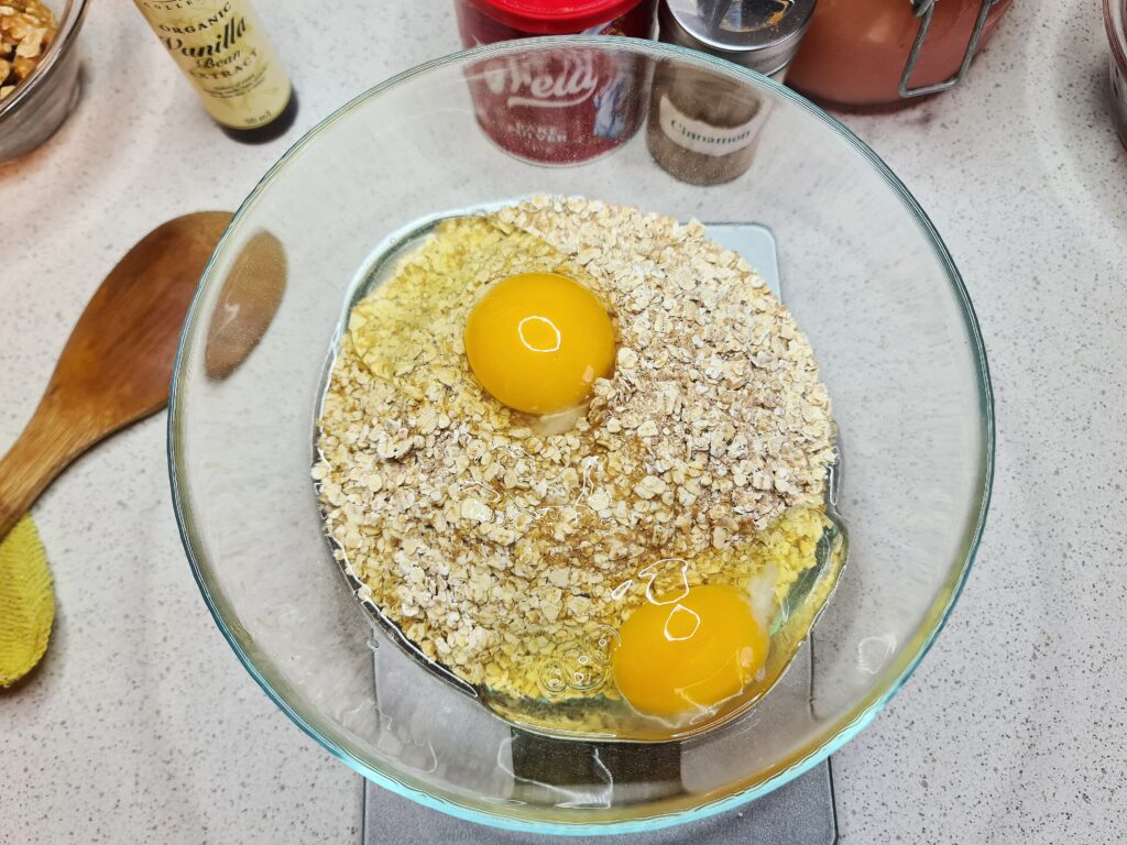 Healthy baked oatmeal