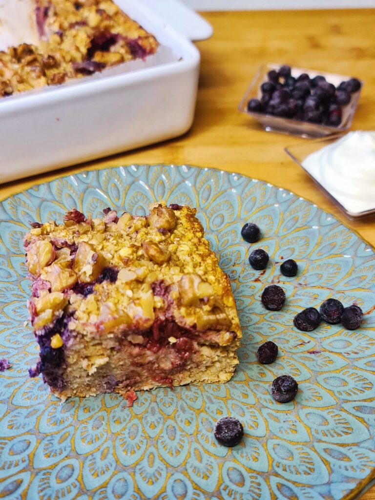Healthy baked oatmeal