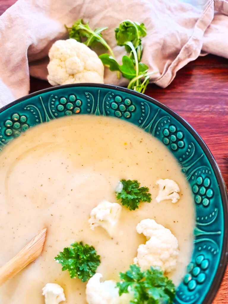 cauliflower soup and healty white sauce